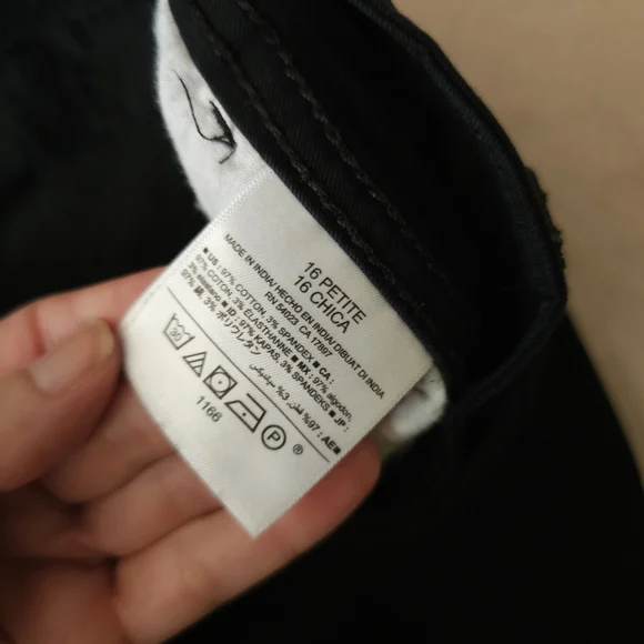 Old Navy Black Bootcut Khaki Casual Chino Pants - Picture 6 of 6